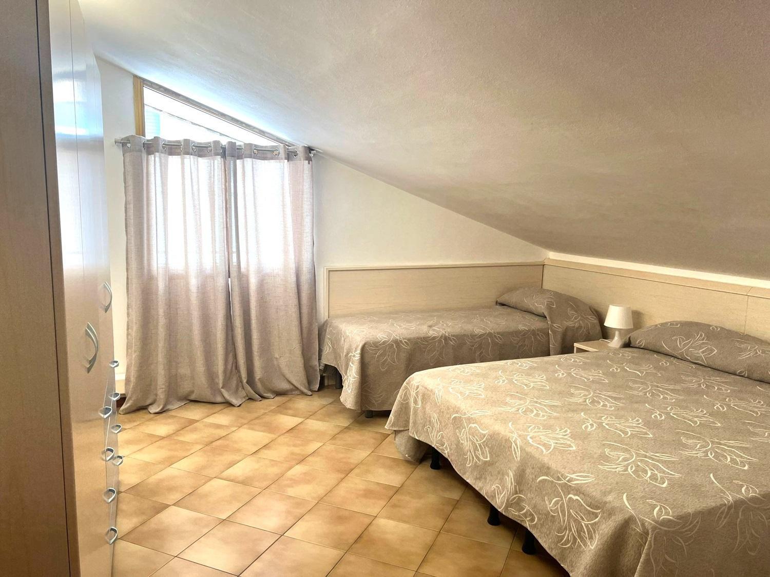 Quadrilocale E Mansarde Bafile241 - Adria - Family Apartment
