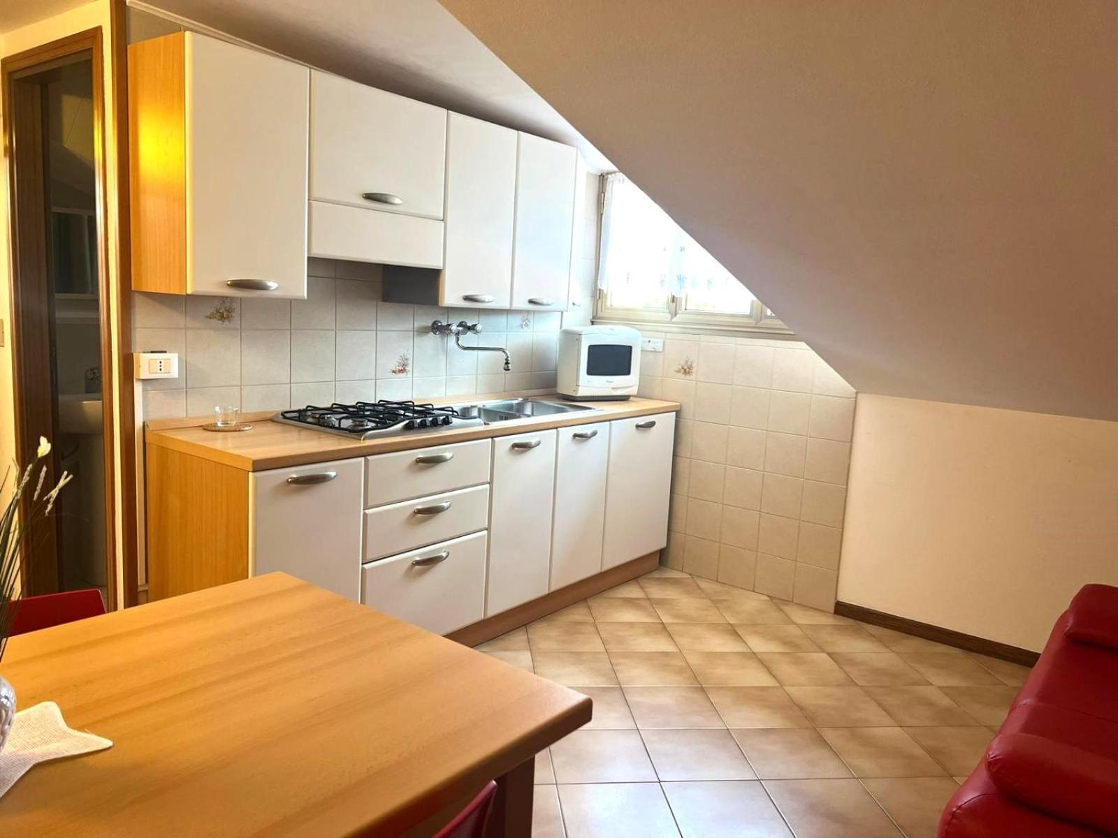 Quadrilocale E Mansarde Bafile241 - Adria - Family *
