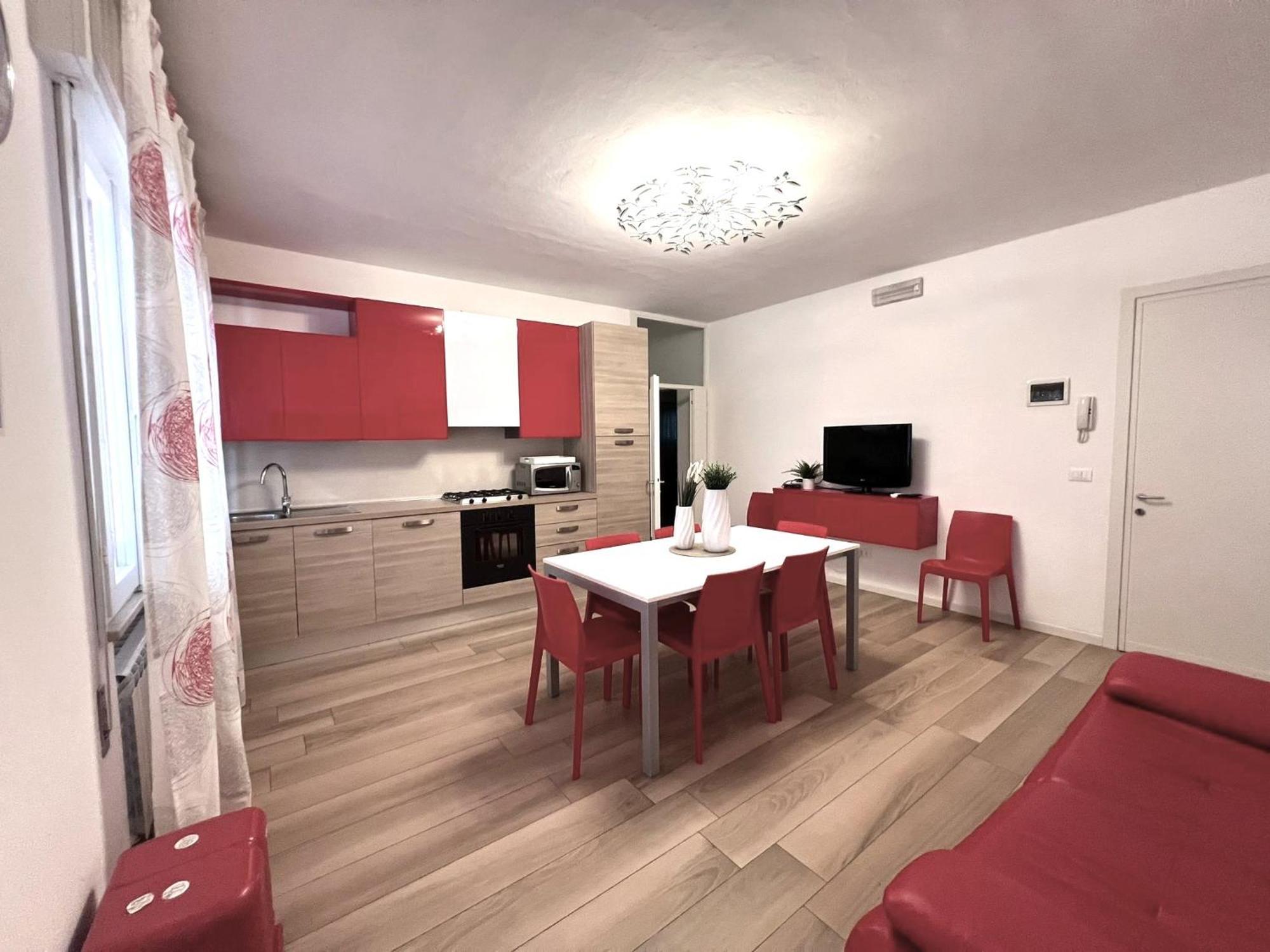 Quadrilocale E Mansarde Bafile241 - Adria - Family Apartment *
